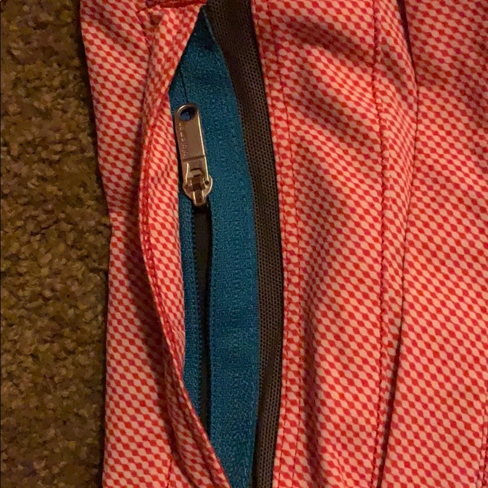Lululemon Pacebreaker with liner